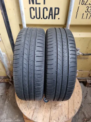 Se vende 2 Neumáticos en perfecto estado