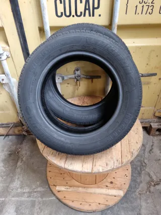 Se vende 2 Neumáticos en perfecto estado