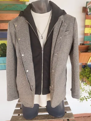 Chaqueta Zara gris jaspeado Talla M