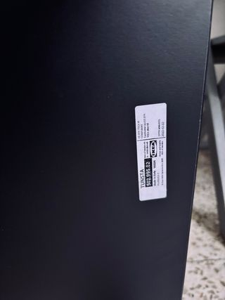 Mesa auxiliar baja IKEA Tunsta negra