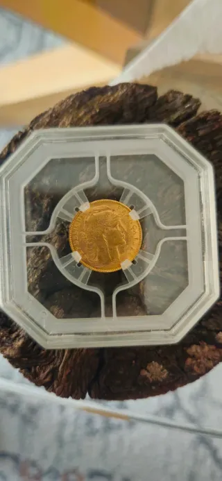 Moneda Oro 10 Francos Marianne