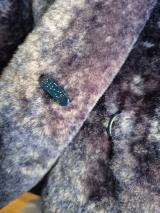 Chaqueta corta Armani morada