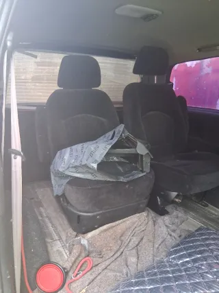Hyundai H-1 2002