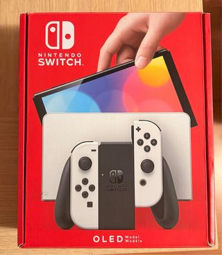 Nintendo Switch OLED Blanca + Mario Kart 8