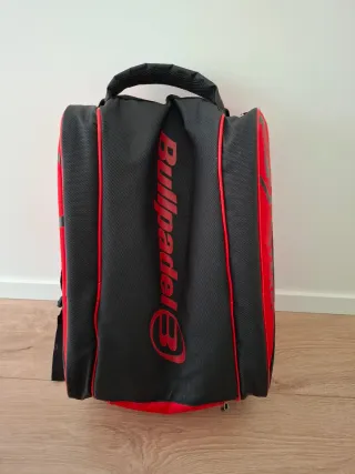 Paletero Bullpadel Vertex 04 Rojo