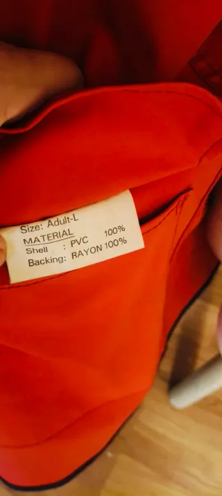 Parka reversible negra y roja