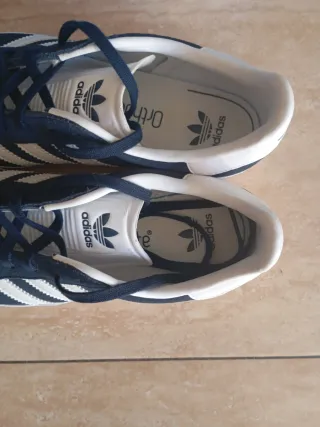 Adidas Gazelle Talla 35 Azul/Blanco