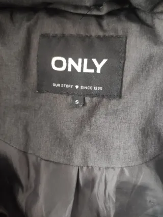 Cazadora Only gris oscuro talla S