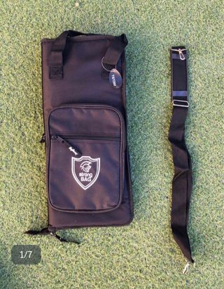 Bolsa baquetas acolchada y baquetas 5A nuevas.