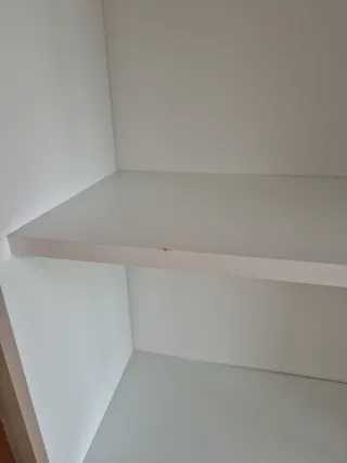 Librería JYSK Blanca