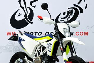 HUSQVARNA 701 SUPERMOTO ¿A2?