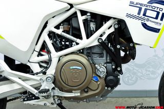 HUSQVARNA 701 SUPERMOTO ¿A2?