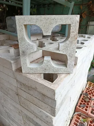 Celosía de hormigón decorativa