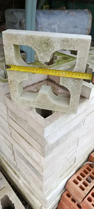 Celosía de hormigón decorativa