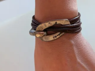 Pulsera de cuero mujer
