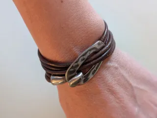 Pulsera de cuero mujer