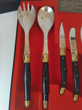 Cubertería Laguiole servicio