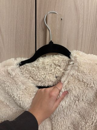 Pelliccia color panna come nuova, no difetti