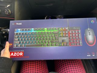 Kit Teclado y Ratón GX Trust AZOR RGB