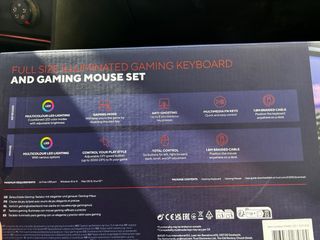 Kit Teclado y Ratón GX Trust AZOR RGB