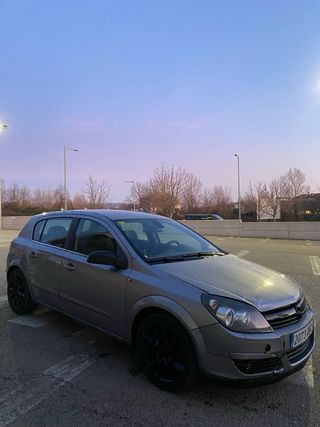 Opel Astra 2004