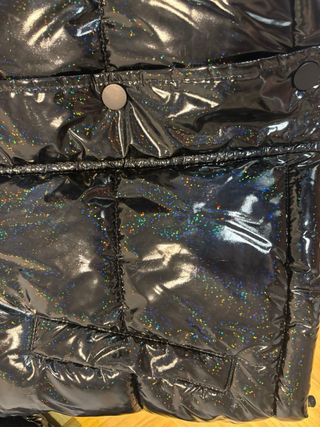 Chaqueta Desigual brillante negra