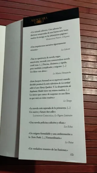 Novela "La desaparición de Stephanie Mailer".