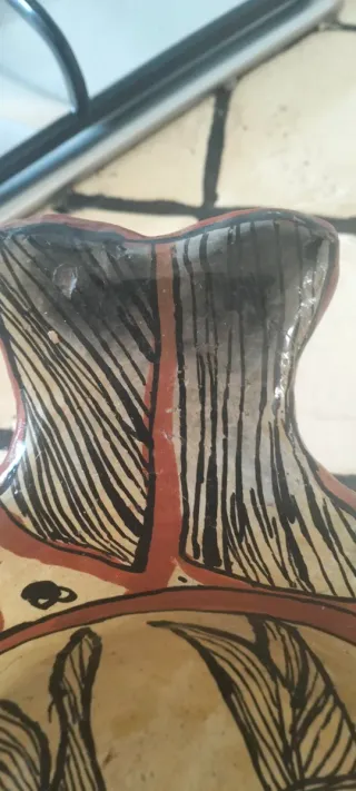 Fuente antigua artesanal