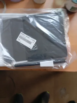 Carpeta y antena Peugeot Partner