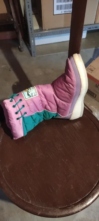 Botas de nieve moradas