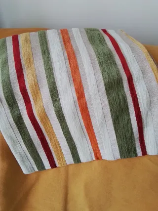 Lote de manta o colcha y fundas de cojines