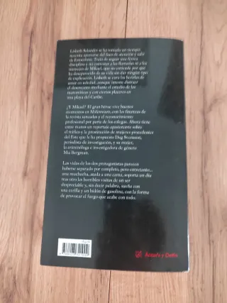 La chica que soñaba con una cerilla y un bidón de