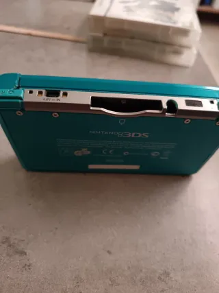 Lote Nintendo 3DS con funda y juegos