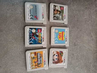 Lote Nintendo 3DS con funda y juegos
