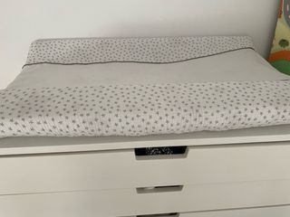 Cambiador y funda estrellas