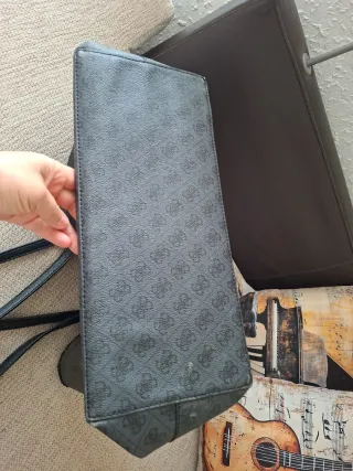 Bolso Guess Negro/Gris