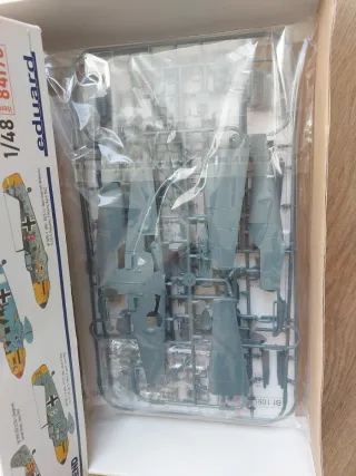 Maqueta Eduard Bf 109E-7 1/48