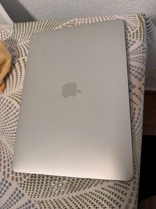 MacBook Pro 13 2019 Argento