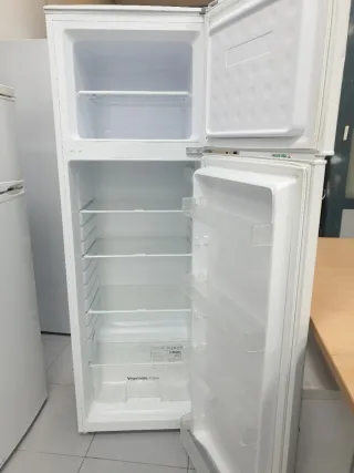 Nevera Daewoo 1.60m x 54cm