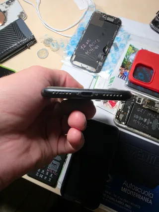 iPhone SE (2020) nero