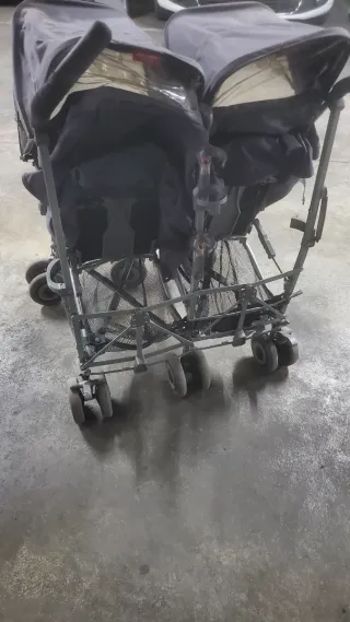 Carro gemelar Maclaren