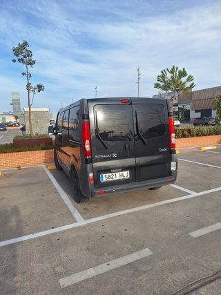 Renault Trafic 2012