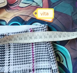 Completo donna: maglia e pantaloni