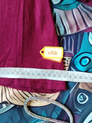 Completo donna: maglia e pantaloni