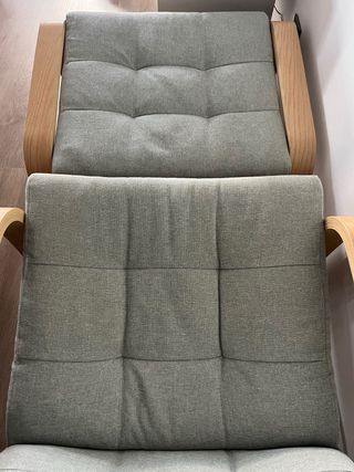 Butaca+reposapiés Ikea Poäng, ideal para lactancia