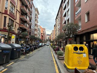 Local comercial en alquiler en Centro - Desierto - Arrontegi en Barakaldo