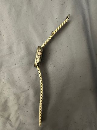 Reloj Plata y Amarillo