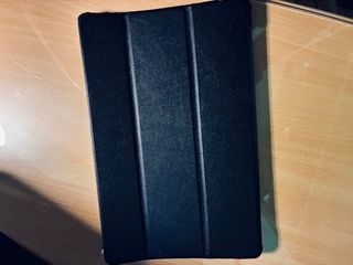 Lenovo Tab M10 Plus sin estrenar......regalo funda