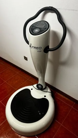 Máquina Vibratoria TREO Fitness