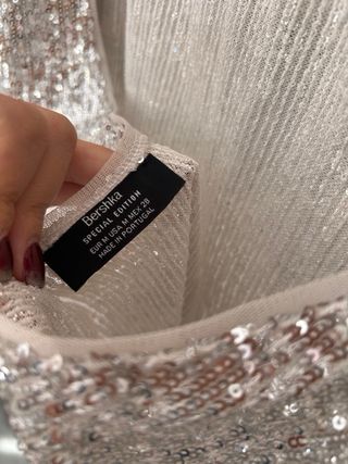 Blusa Bershka lentejuelas plateadas